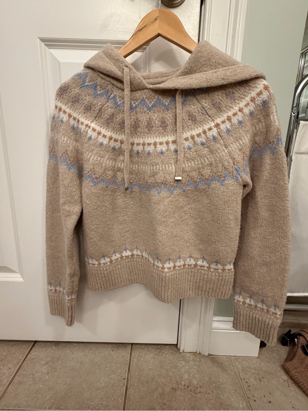 Nicole Miller Beige Hooded Fair Isle Sweater with Blue Accents